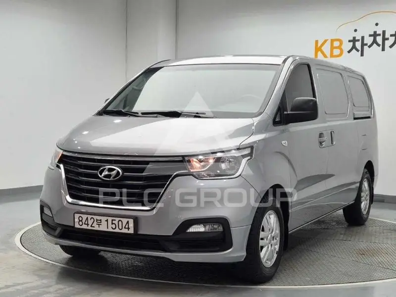 2021 Hyundai Starex