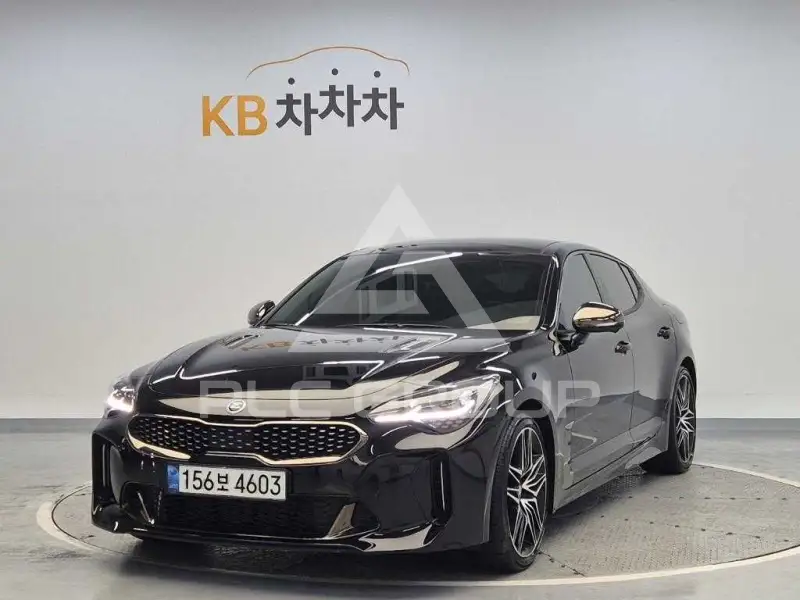 2021 KIA Stinger