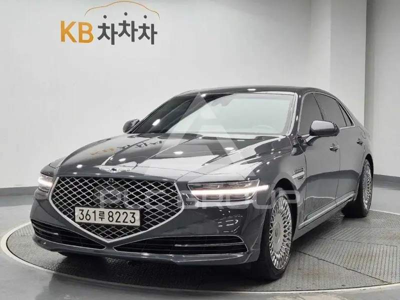 2020 Genesis G90