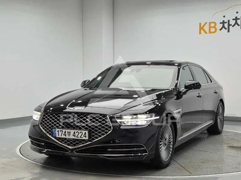 2020 Genesis G90