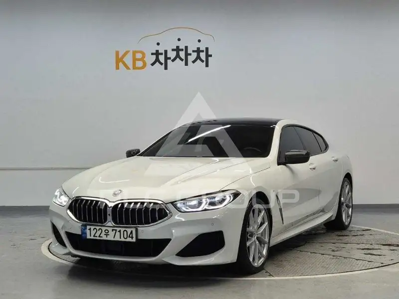 2022 BMW 8 Series