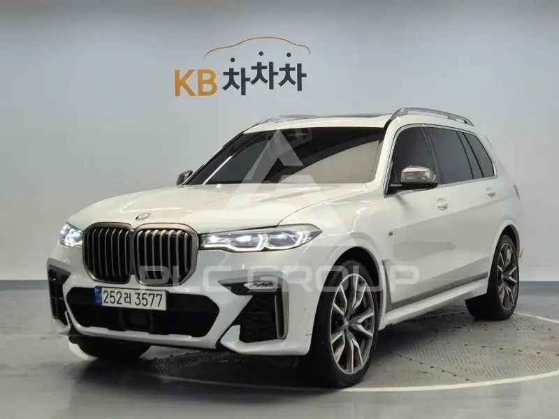2021 BMW X7