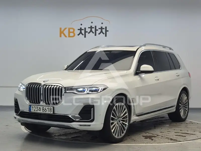 2022 BMW X7