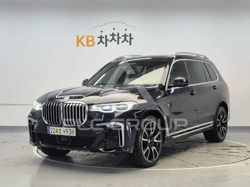 2021 BMW X7