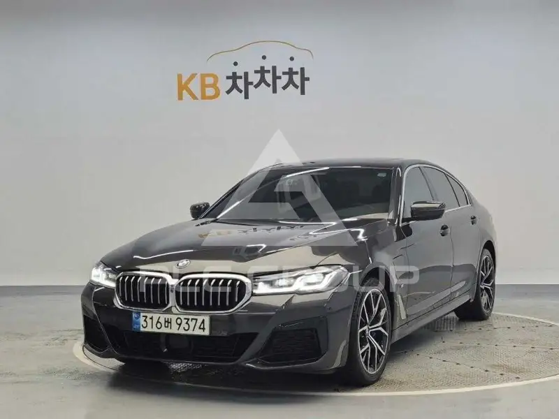 2021 BMW 5 series