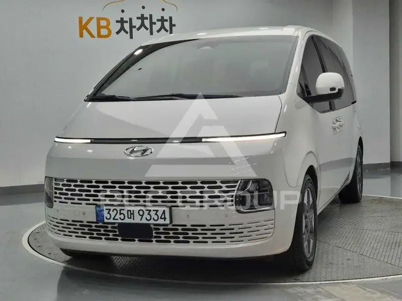 2022 Hyundai Staria