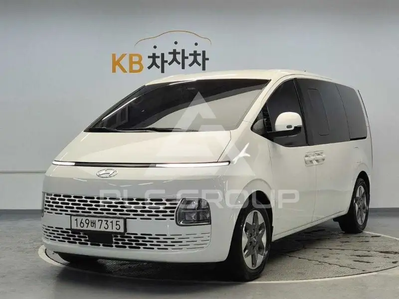 2022 Hyundai Staria