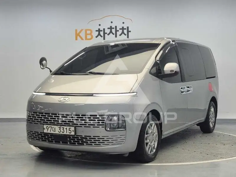 2022 Hyundai Staria