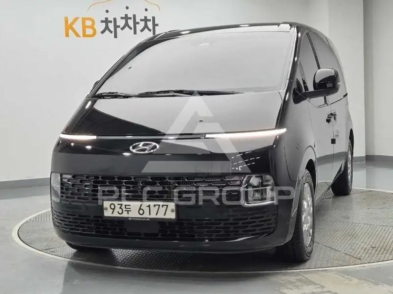 2022 Hyundai Staria