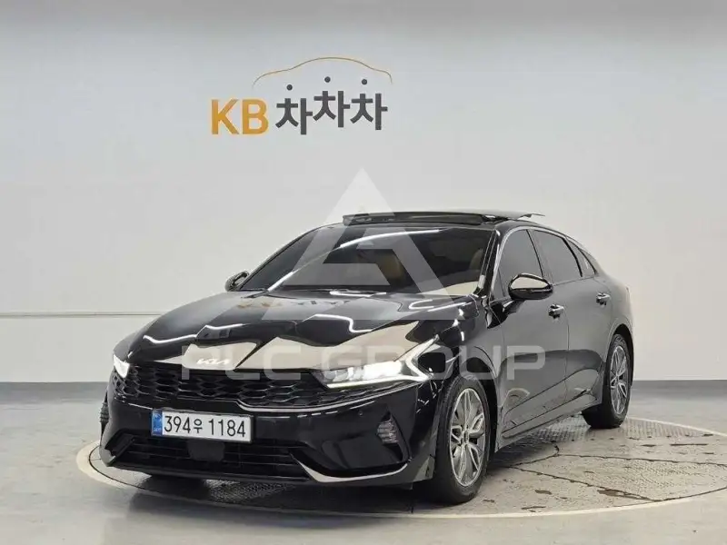2022 KIA K5
