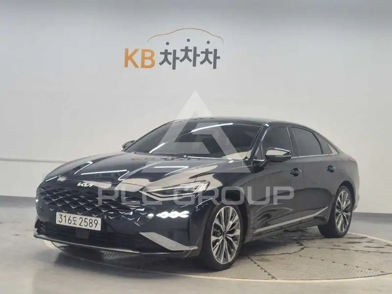 2022 KIA K8
