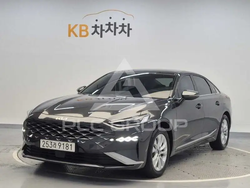 2022 KIA K8