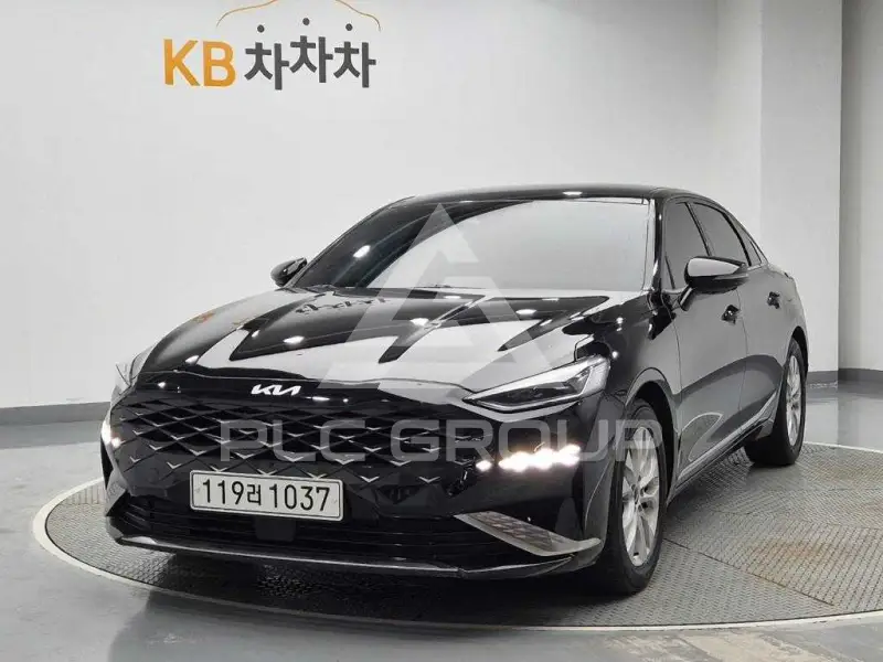 2022 KIA K8