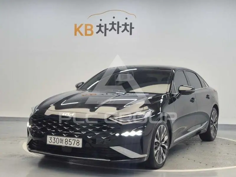 2022 KIA K8