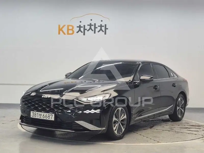 2022 KIA K8
