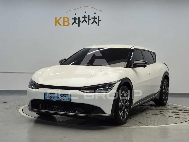 2022 KIA EV