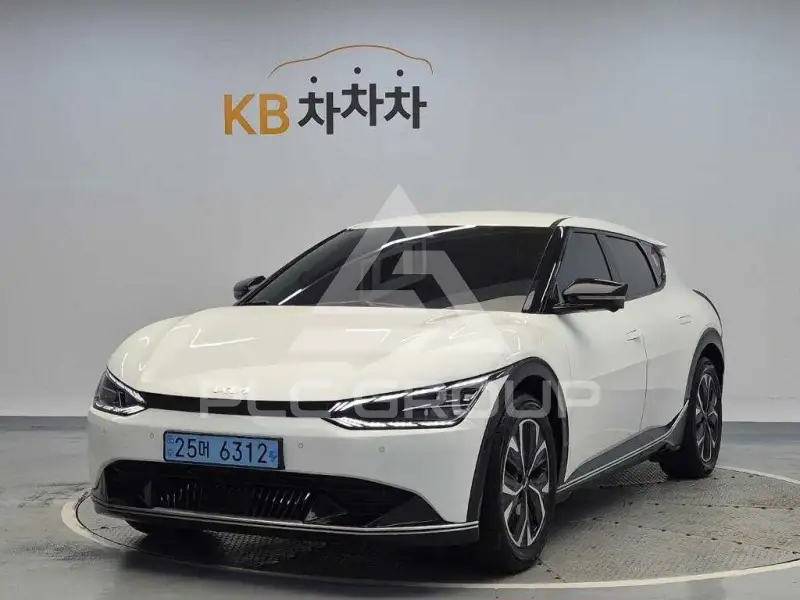 2022 KIA EV