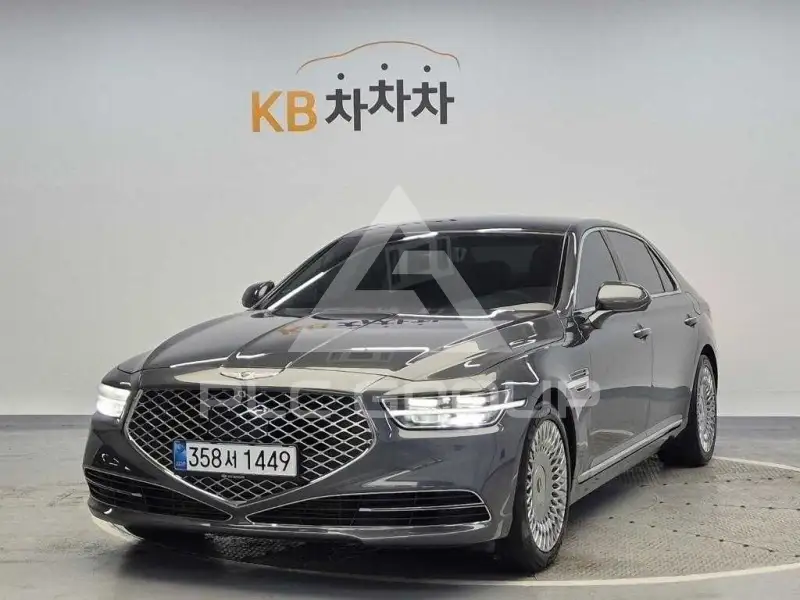 2021 Genesis G90