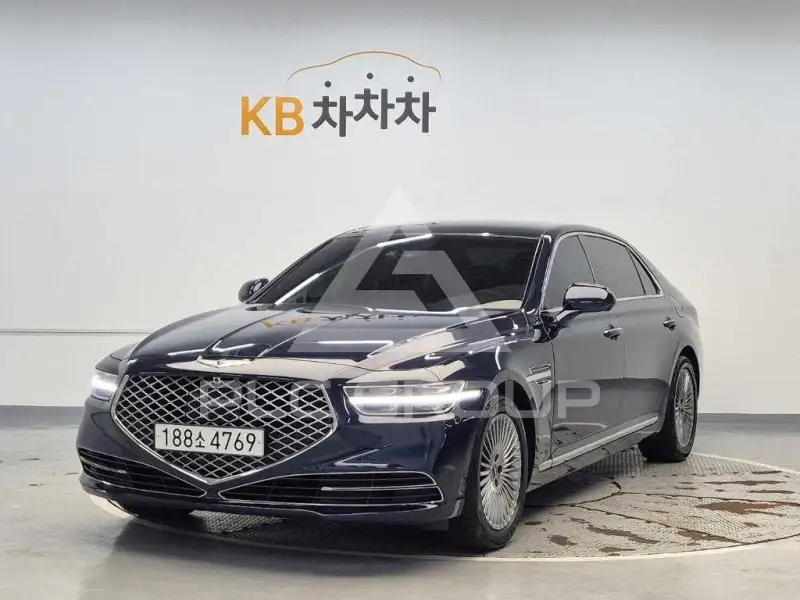 2021 Genesis G90