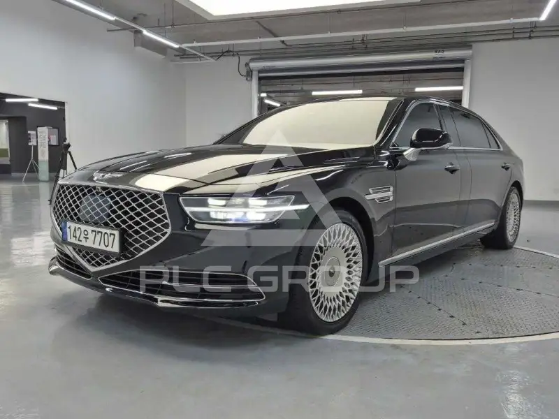 2021 Genesis G90