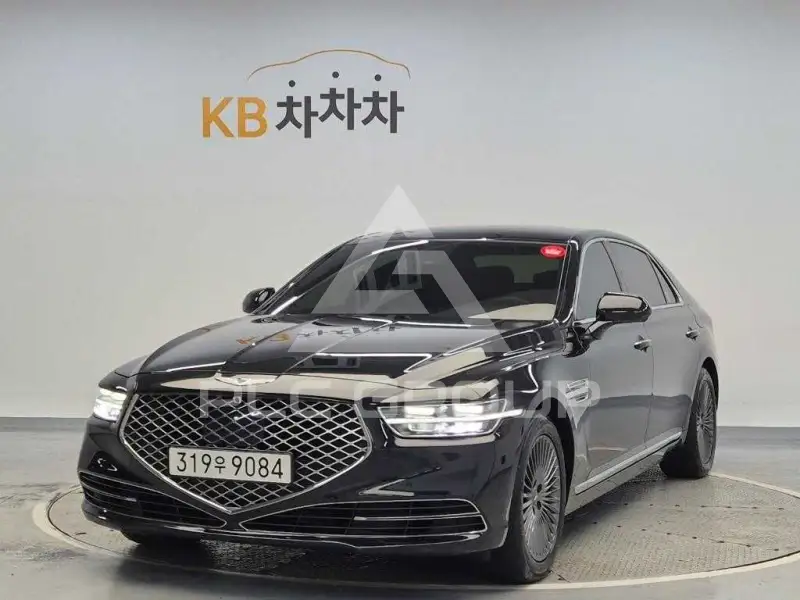 2021 Genesis G90