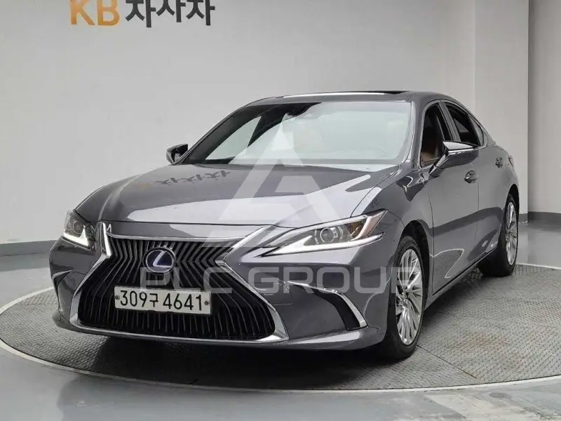 2021 Lexus ES
