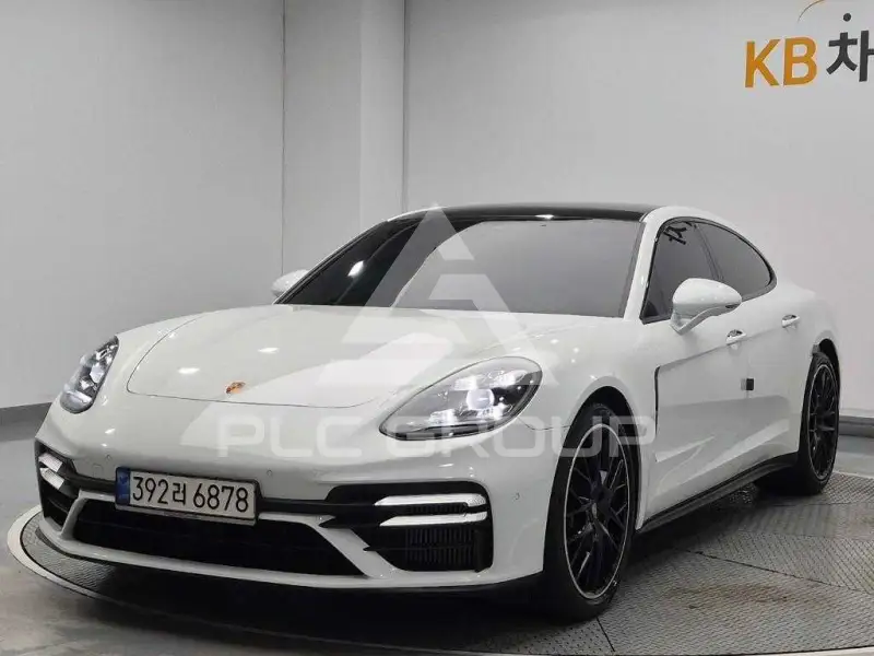 2021 Porsche Panamera