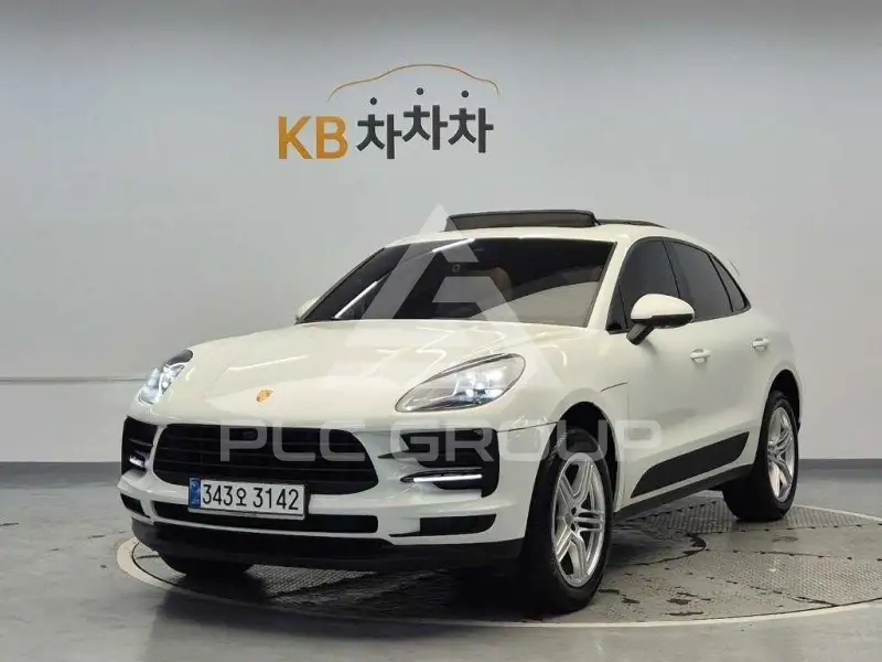2021 Porsche Macan