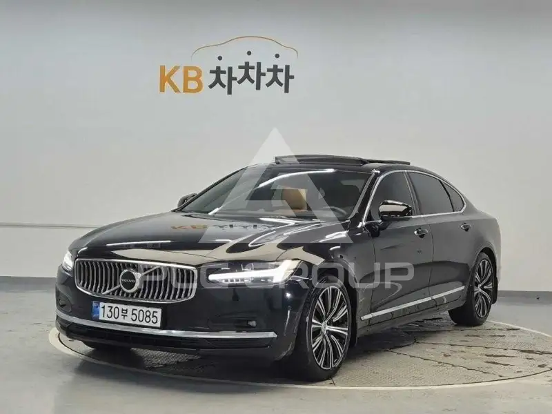 2021 Volvo S90