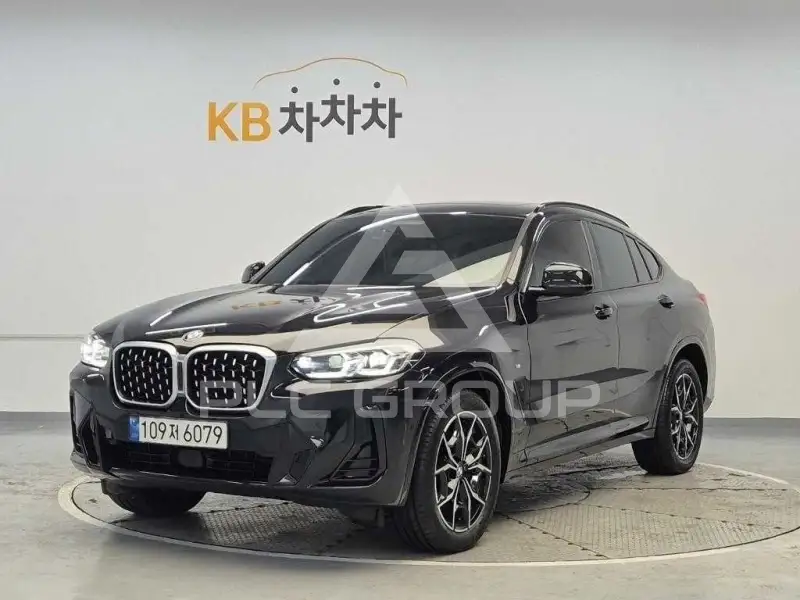 2022 BMW X4