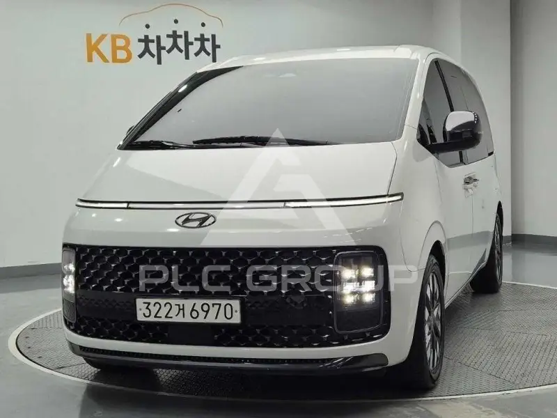 2022 Hyundai Staria