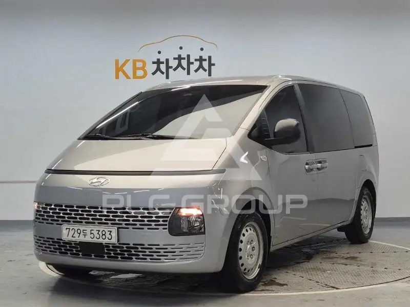 2022 Hyundai Staria