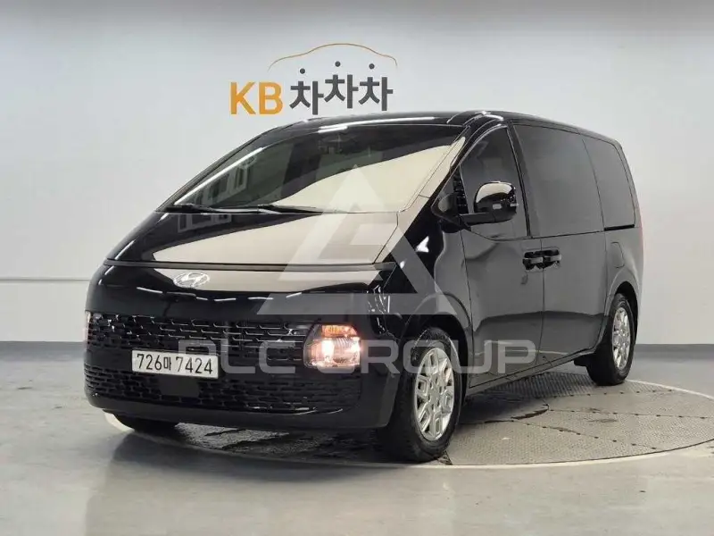 2022 Hyundai Staria