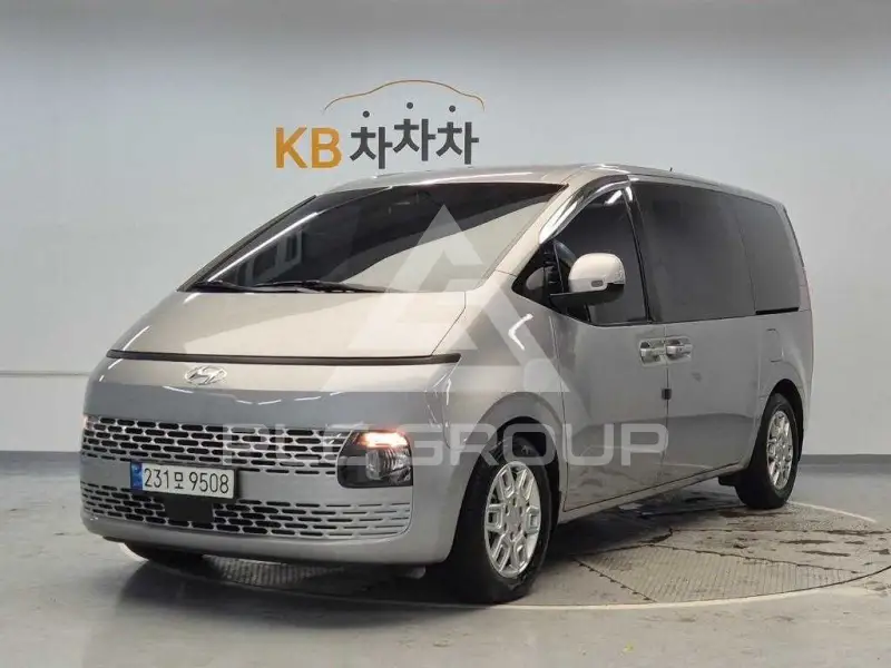 2023 Hyundai Staria