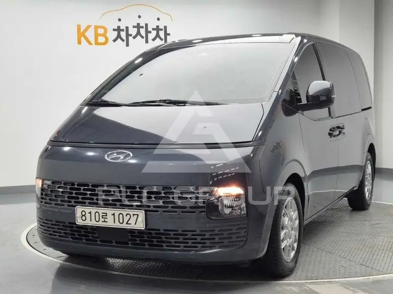 2022 Hyundai Staria