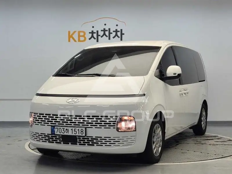 2022 Hyundai Staria