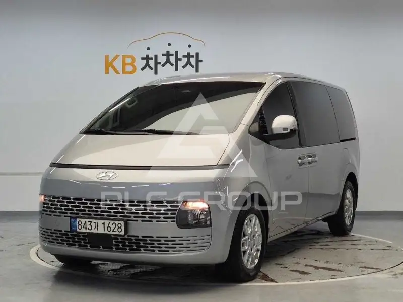2022 Hyundai Staria