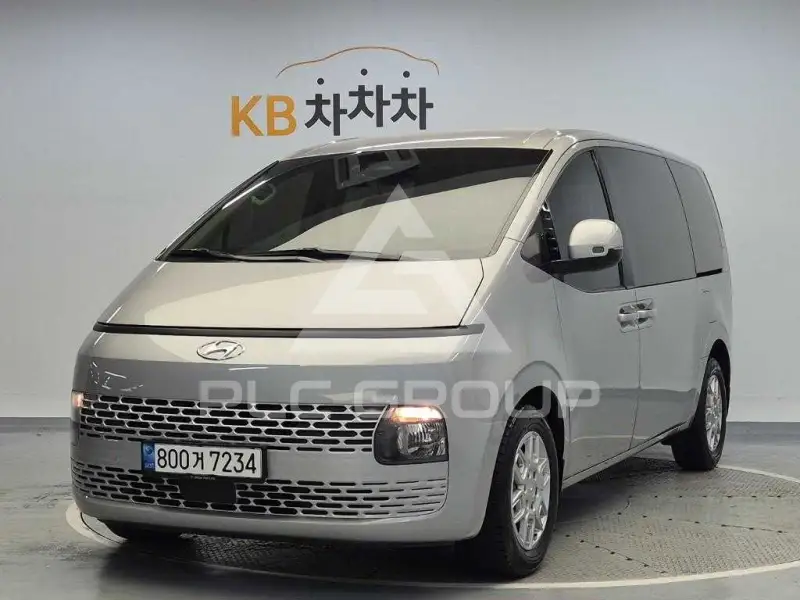 2022 Hyundai Staria