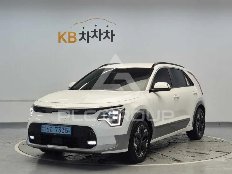 2023 KIA Niro