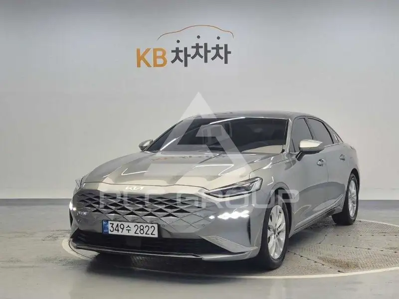 2023 KIA K8