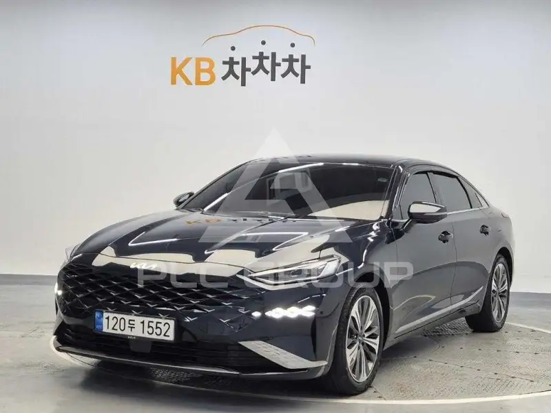 2023 KIA K8