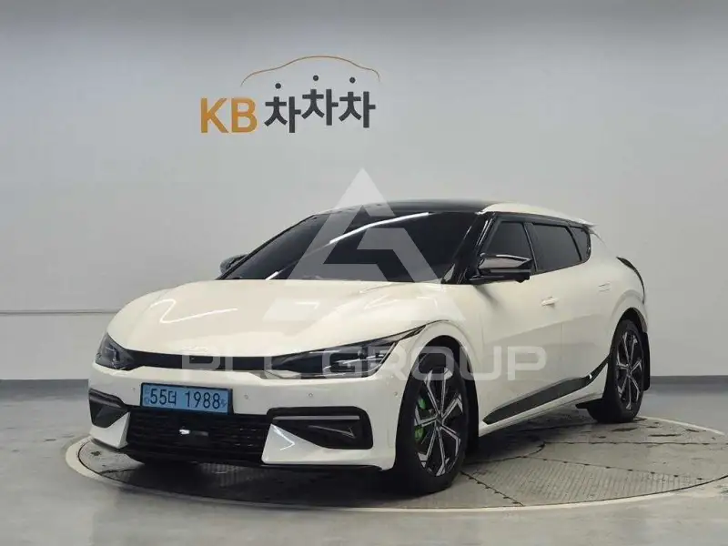 2022 KIA EV