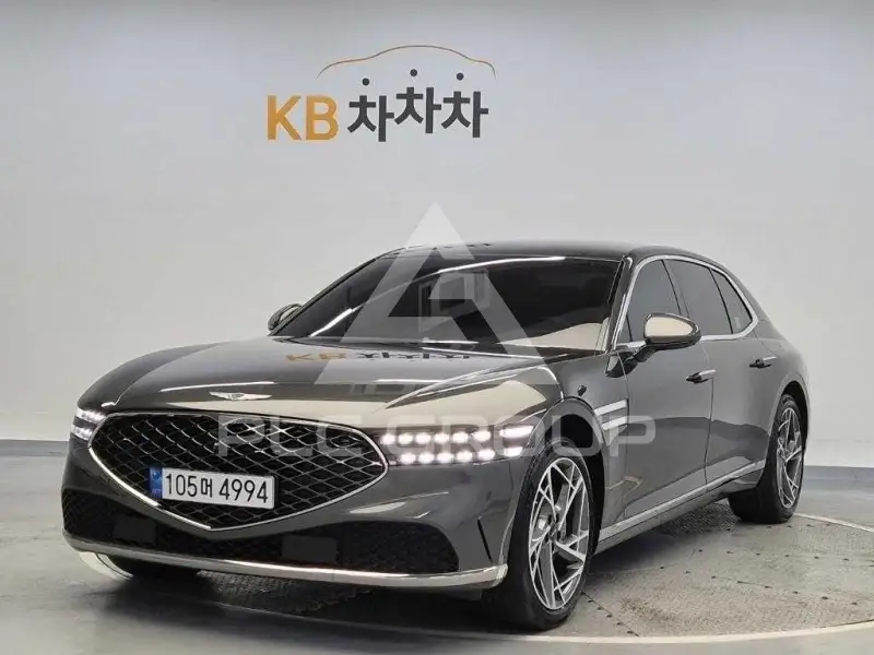 2022 Genesis G90