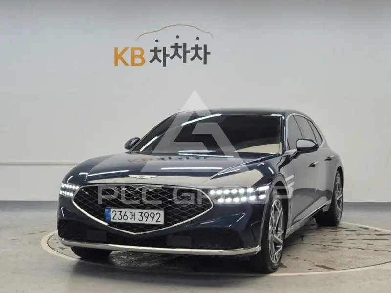 2022 Genesis G90