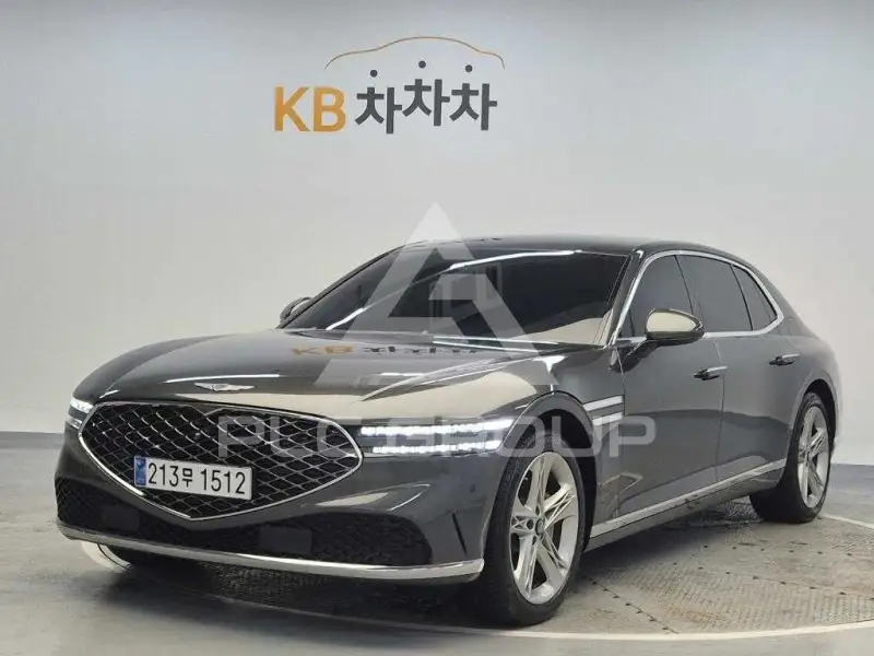 2022 Genesis G90