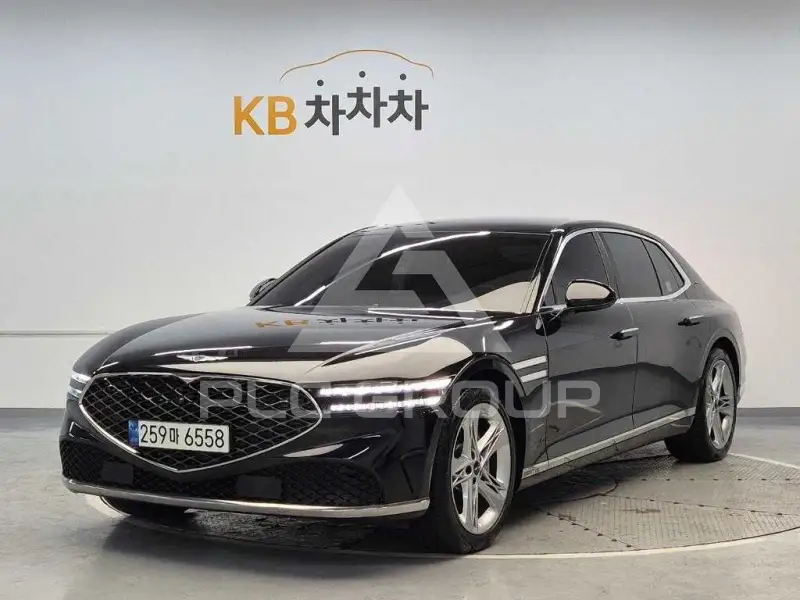 2022 Genesis G90