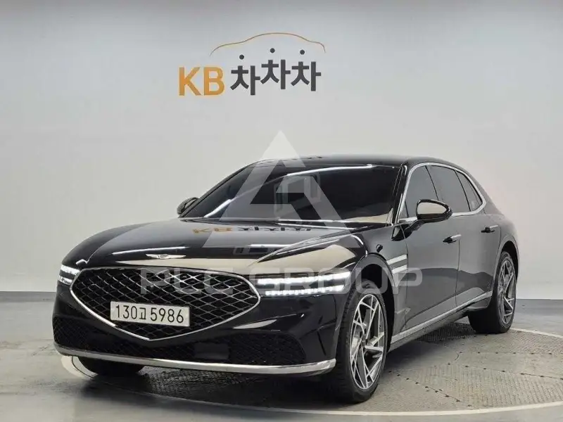 2022 Genesis G90
