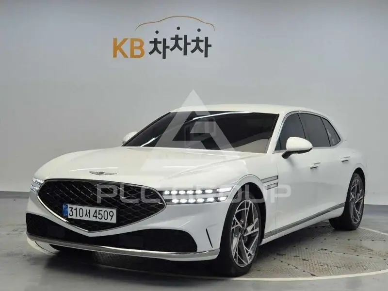 2022 Genesis G90