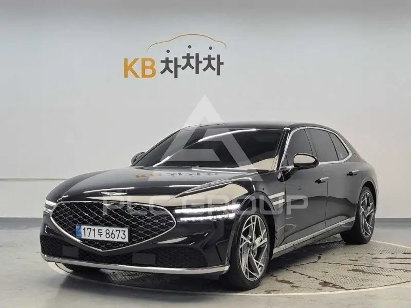 2022 Genesis G90