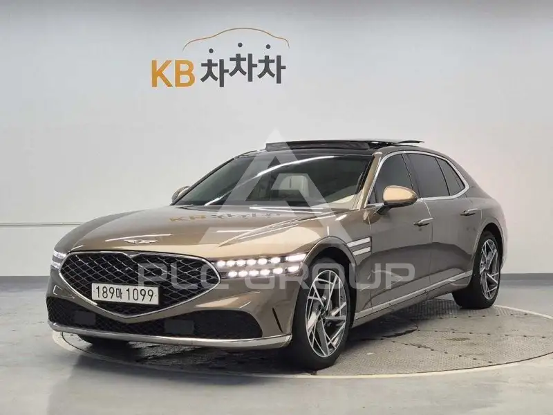 2022 Genesis G90